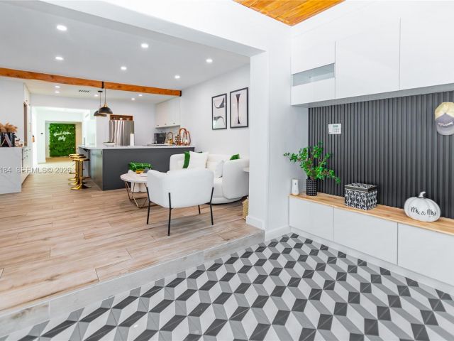 Home for sale at 814 Monterey St - photo 7471707