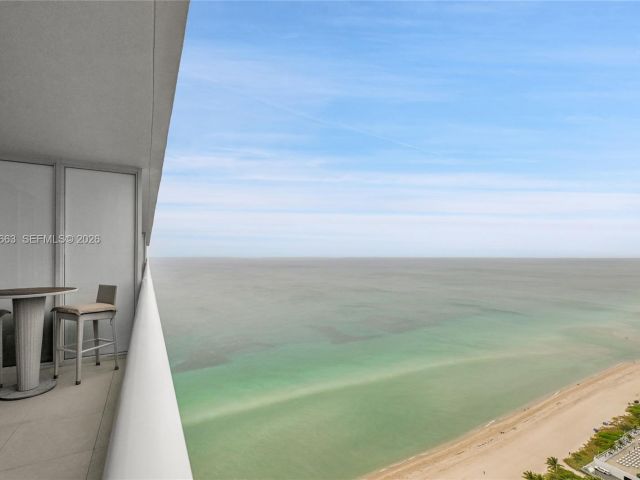 Apartment for rent  Unit #4005 - photo 7499826