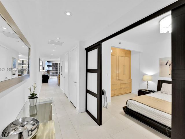 Apartment for rent  Unit #4005 - photo 7499827