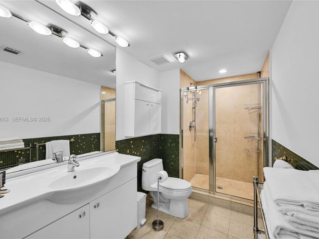 Apartment for rent  Unit #4005 - photo 7499829