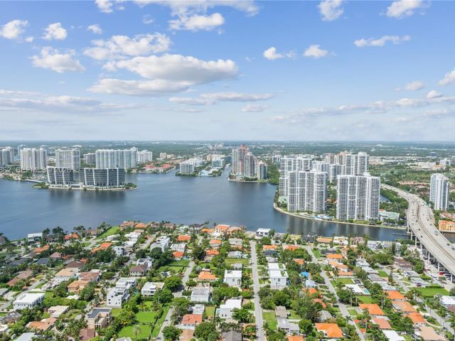 Apartment for rent  Unit #4502 - photo 7495861