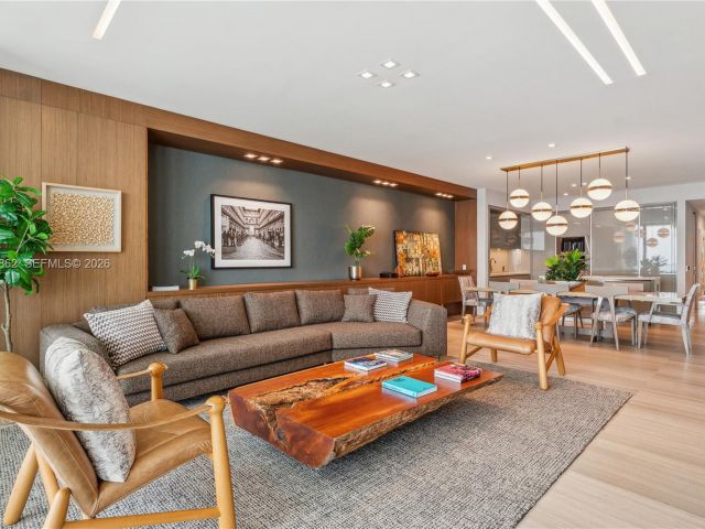 Apartment for rent  Unit #4502 - photo 7495874