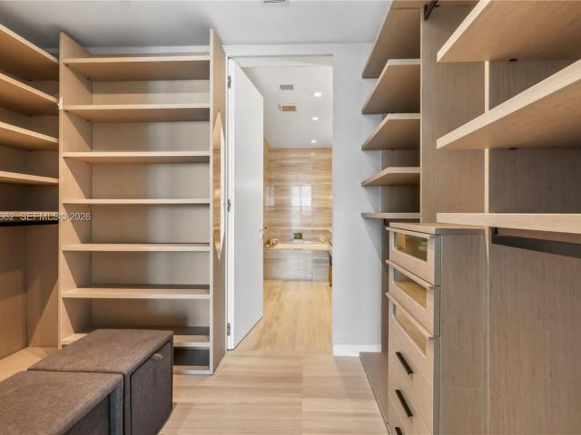 Apartment for rent  Unit #4502 - photo 7495887