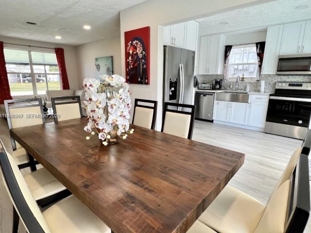 Home for sale at 2841 SW 4th Ct - photo 7529580