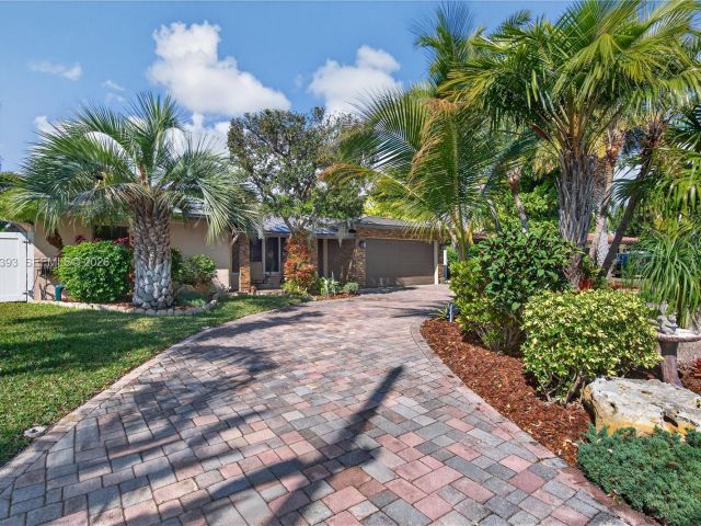 Home for sale at 291 SE 5th Ter - photo 7478625