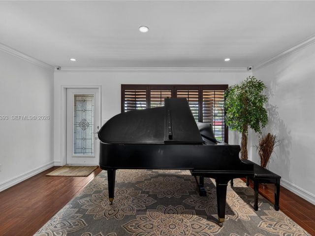 Home for sale at 291 SE 5th Ter - photo 7478636