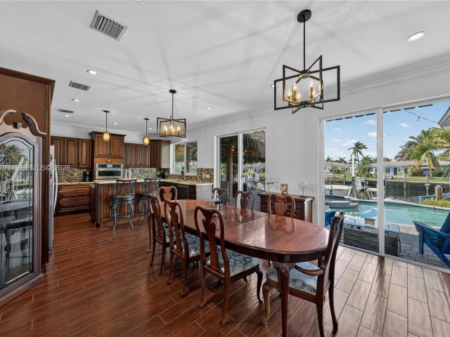 Home for sale at 291 SE 5th Ter - photo 7478639