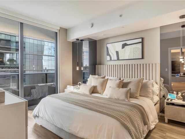 Apartment for sale  Unit #4407 - photo 7452770