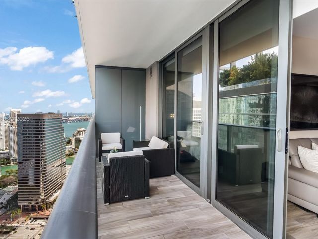 Apartment for sale  Unit #4407 - photo 7452772