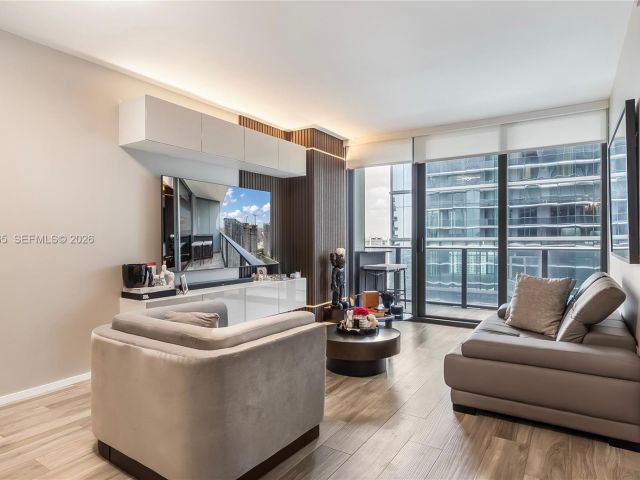 Apartment for sale  Unit #4407 - photo 7452777