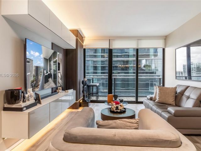 Apartment for sale  Unit #4407 - photo 7452778