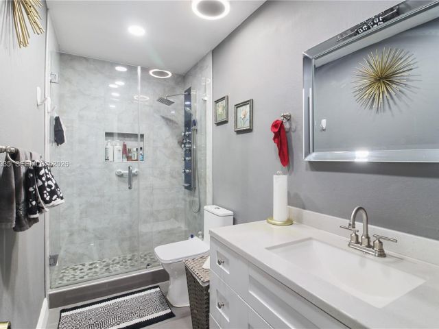 Home for sale at 16323 SW 103rd Pl - photo 7515034