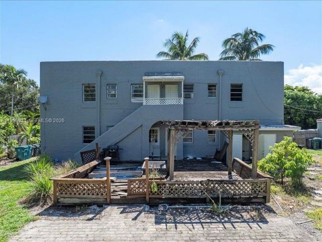 Home for sale at 11402 NE 8th Ct - photo 7514740