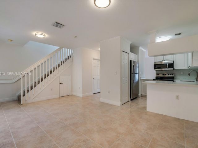 Home for rent at 7733 SW 94th Ln . - photo 7493514