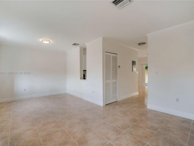 Home for rent at 7733 SW 94th Ln . - photo 7493516