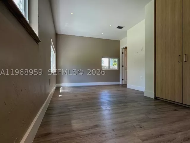 2-bedroom home for sale in Miami - 235 NE 46th St - MondialRealty