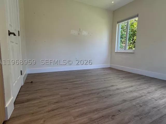 2-bedroom home for sale in Miami - 235 NE 46th St - MondialRealty