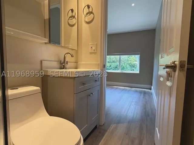 2-bedroom home for sale in Miami - 235 NE 46th St - MondialRealty