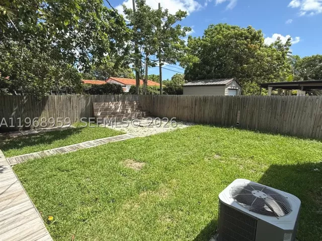 2-bedroom home for sale in Miami - 235 NE 46th St - MondialRealty