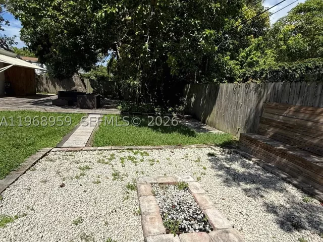 2-bedroom home for sale in Miami - 235 NE 46th St - MondialRealty