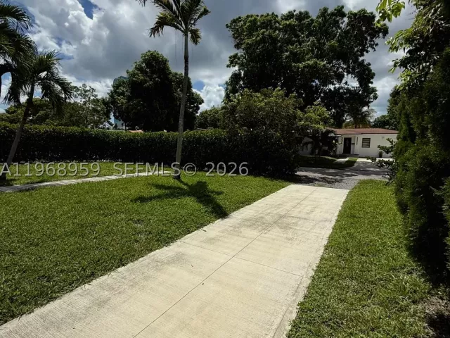 2-bedroom home for sale in Miami - 235 NE 46th St - MondialRealty