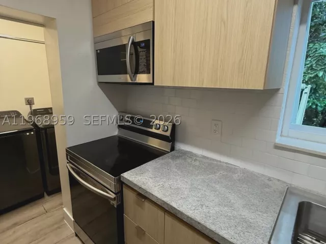 2-bedroom home for sale in Miami - 235 NE 46th St - MondialRealty