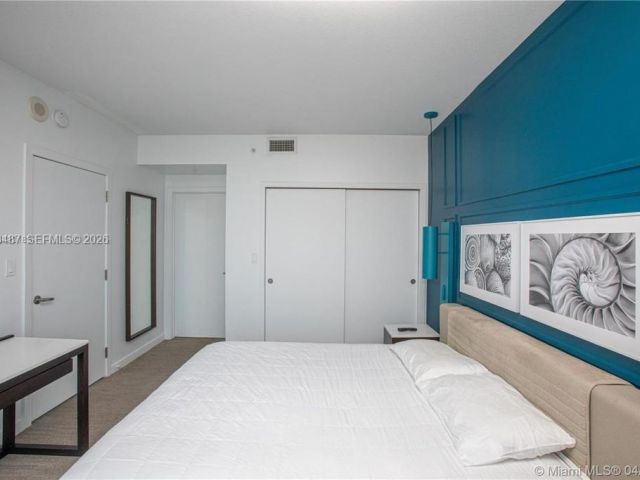 Apartment for sale  Unit #2406 - photo 7495119