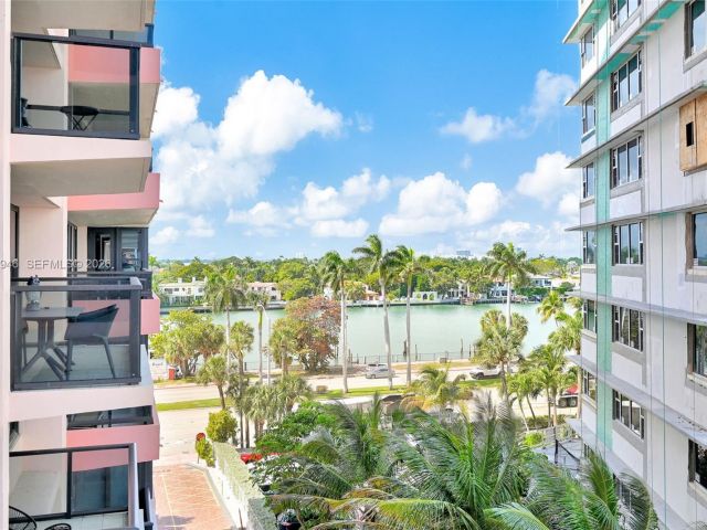 Apartment for sale  Unit #714 - photo 7505452