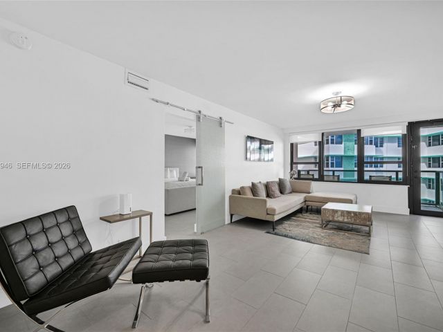 Apartment for sale  Unit #714 - photo 7505453