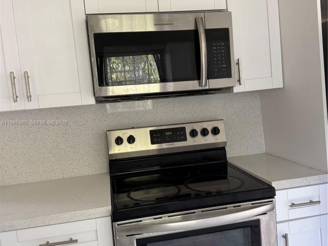 Home for rent at 480 NE 127th St - photo 7475839