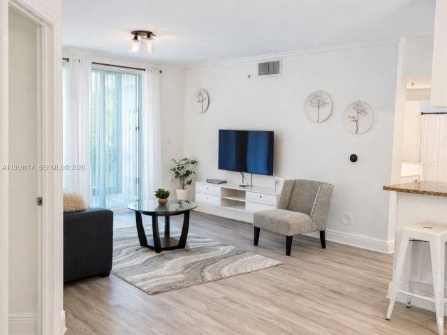 Apartment for sale  Unit #3105 - photo 7512760