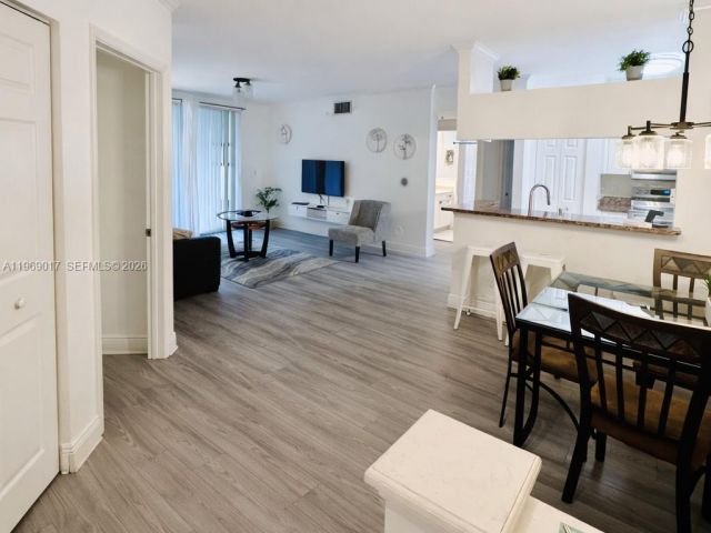 Apartment for sale  Unit #3105 - photo 7512766