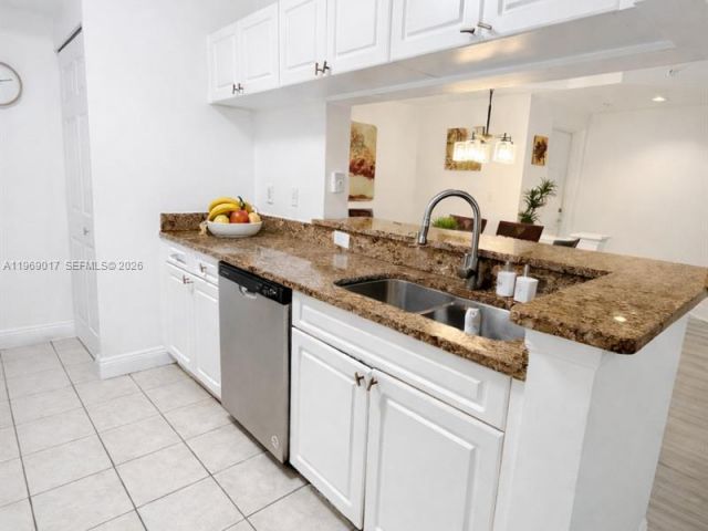 Apartment for sale  Unit #3105 - photo 7512776