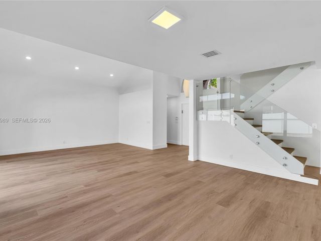 Home for rent at 4917 SW 32nd Way - photo 7472419