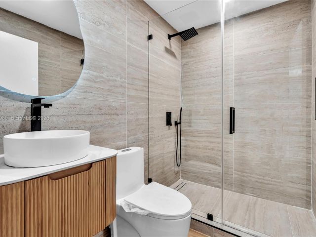 Home for rent at 4917 SW 32nd Way - photo 7472431