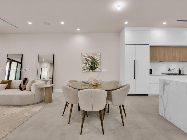 Home for rent at 920 NE 17th Ave B - photo 7483739