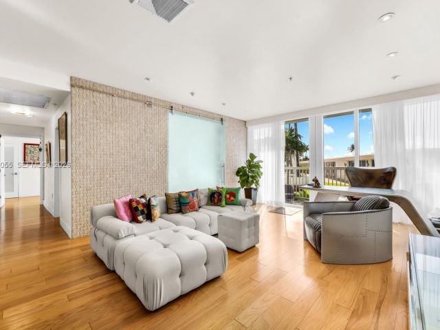 Apartment for rent  Unit #102 - photo 7507150