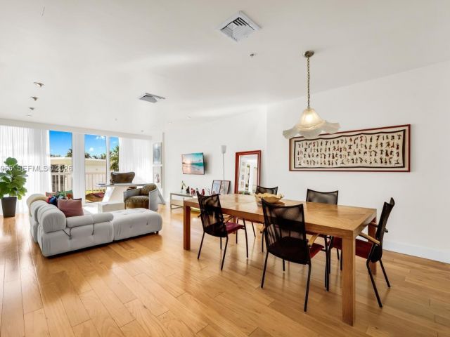 Apartment for rent  Unit #102 - photo 7507154