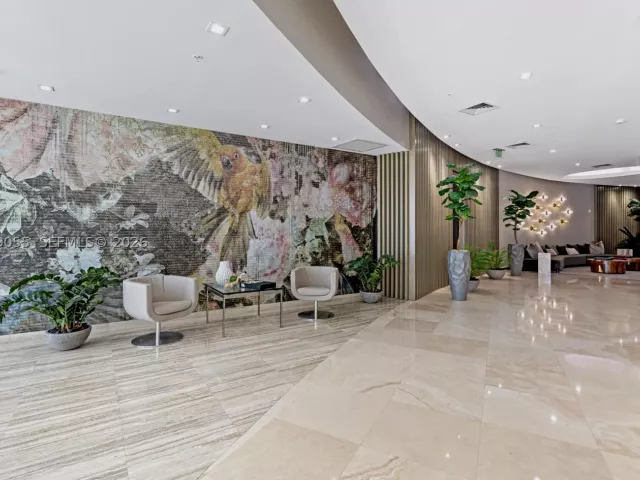 2-bedroom condo for rent in Bal Harbour - 10275 Collins Ave 102 - MondialRealty