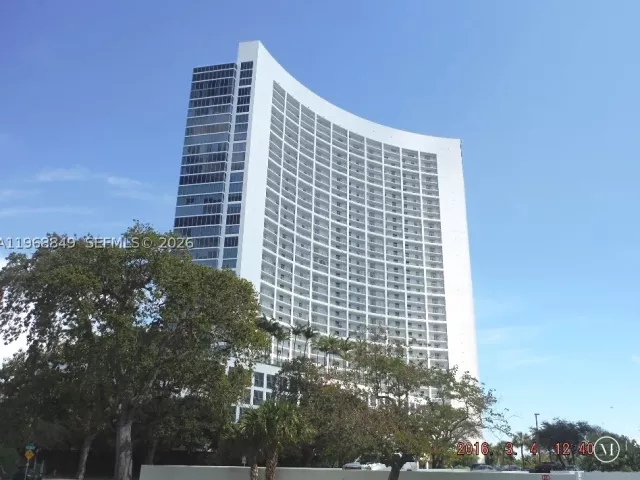 1-bedroom condo for sale in Miami - 601 NE 36th St 2308 - MondialRealty