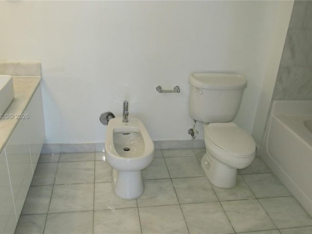 Apartment for sale  Unit #2308 - photo 7491471