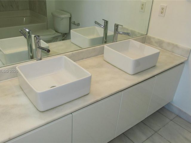 Apartment for sale  Unit #2308 - photo 7491472