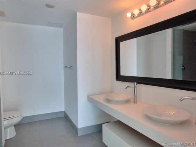 Apartment for sale  Unit #3804 - photo 7486939