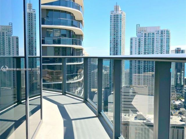 Apartment for rent  Unit #2903 - photo 7508187