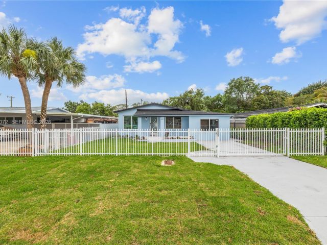 4-bedroom home for sale in Miami - 2520 NW 108th St - MondialRealty