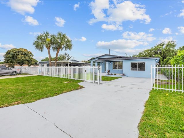 4-bedroom home for sale in Miami - 2520 NW 108th St - MondialRealty