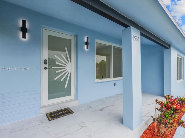 4-bedroom home for sale in Miami - 2520 NW 108th St - MondialRealty