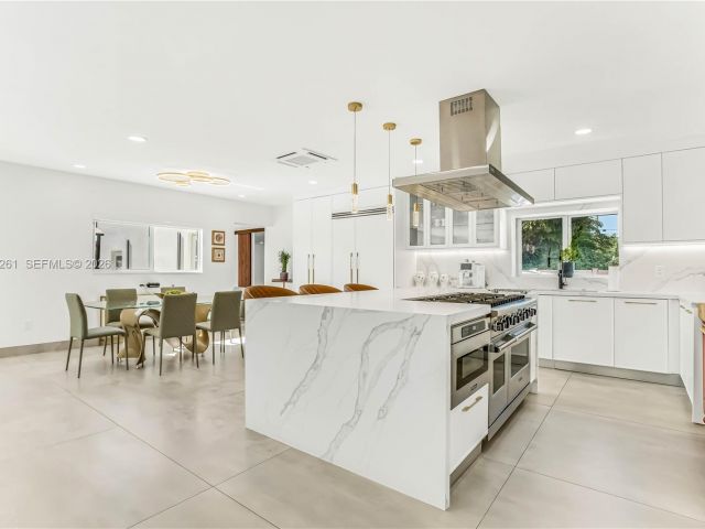 Home for sale at 500 94th St - photo 7467230