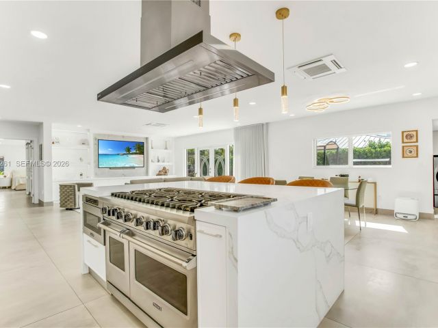 Home for sale at 500 94th St - photo 7467231