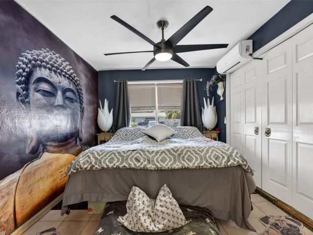 Home for sale at 4280 NE 11th Ter - photo 7478790